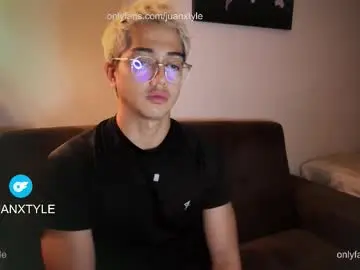 Chaturbate Best Webcam of juancamroom