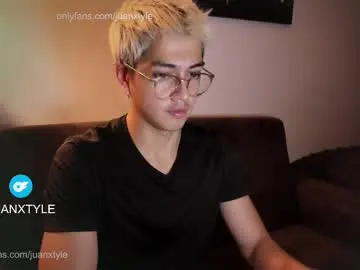 Chaturbate Watch Live Sex Cams of juancamroom