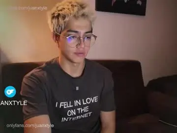 Chaturbate Nude Webcam of juancamroom