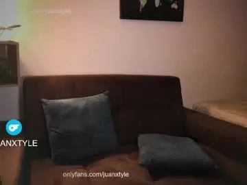 Chaturbate Free Live Porn of juancamroom