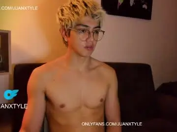 Chaturbate Free Porn Cam of juancamroom