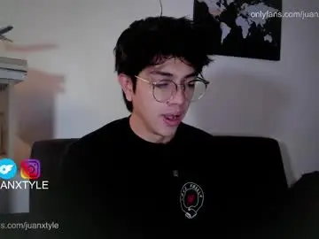Chaturbate Sex Cam of juancamroom