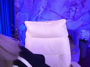 Chaturbate Live Sex Cam of selenairis