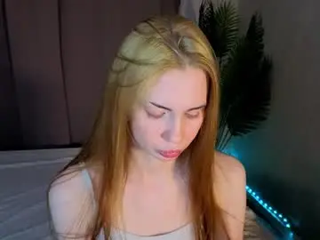 Chaturbate Free Porn Cam of sayl0r_moon