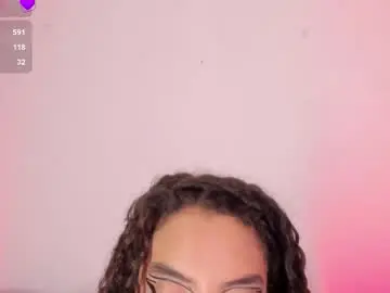 Chaturbate Nude Webcam of cata_greenn