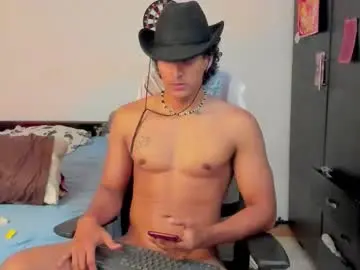 Chaturbate Adult Webcams of ivano_jones