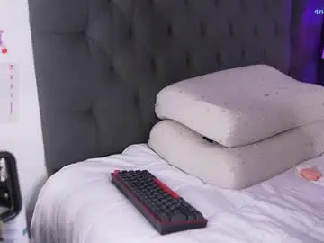 Chaturbate Watch Live Sex Cams of andrew_magic