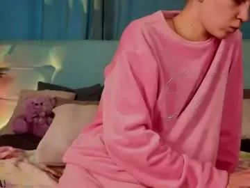 Chaturbate Sex Cam of bella_stewartt