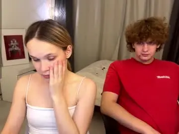 Chaturbate Sex Cam of georgiy_and_murckmyauu