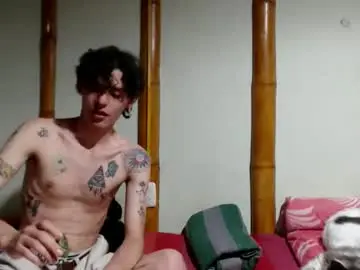 Chaturbate Free Live Porn of miahells