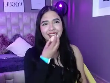 Chaturbate Adult Video Chat of myla_rossi
