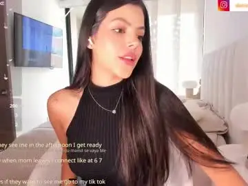 Chaturbate Live Sex Cam of salomee_11
