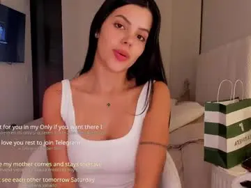 Chaturbate Free Live Porn of salomee_11