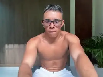 Chaturbate Adult Webcams of joulianogreco1