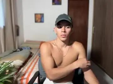 Chaturbate Live Porn of joulianogreco1