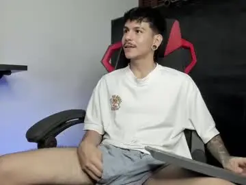 Chaturbate Adult Video Chat of austin_falcon