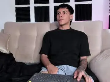 Chaturbate Adult Webcam of austin_falcon