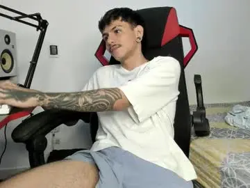 Chaturbate Watch Live Sex Cams of austin_falcon