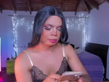 Chaturbate Free Live Porn of romirousexx