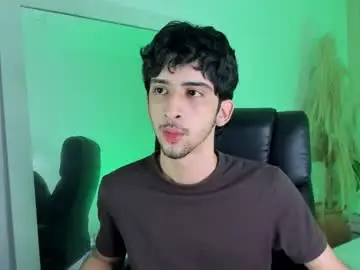 Chaturbate Watch Live Sex Cams of salvatore_monterey