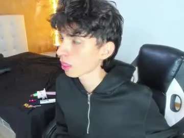 Chaturbate Free Live Porn of salvatore_monterey