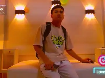 Chaturbate Live Porn of jeic_18