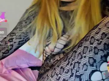 Chaturbate Sex Cam of kailyn_moen01