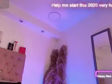 Chaturbate Live Sex Cam of maiky_cooper