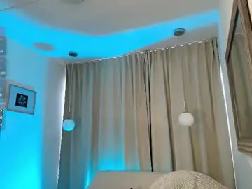 Chaturbate Sex Cam of rousee_v