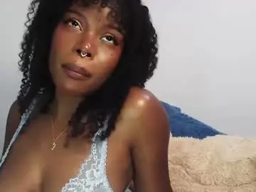 Chaturbate Live Sex Cam of sparklingsoleil