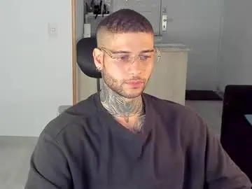 Chaturbate Adult Video Chat of _jamesleandros