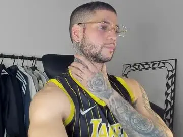 Chaturbate Live Porn of _jamesleandros