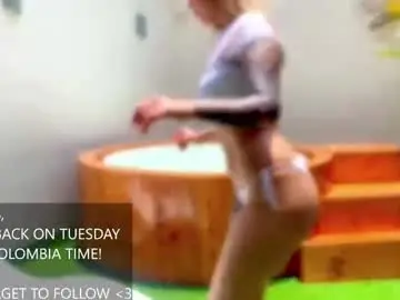 Chaturbate Adult Webcams of adria_ross