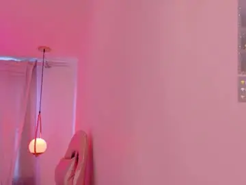 Chaturbate Live Sex of nallahh_