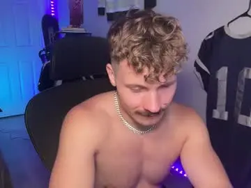 Chaturbate Live Sex Cam of chadtitan