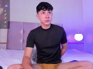 Chaturbate Sex Cam of daniel_harris