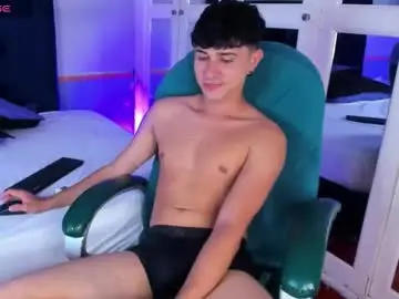 Chaturbate Best live sex cam show of daniel_harris