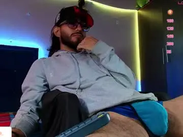 Chaturbate Adult Webcam of kuzzcoo