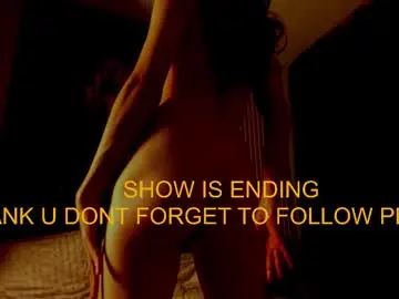 Chaturbate Adult Video Chat of xabrina_17