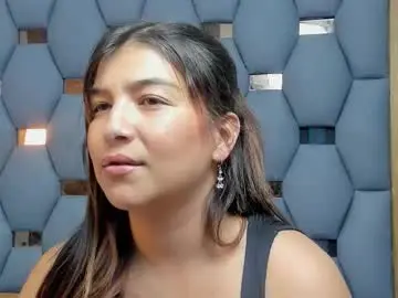 Chaturbate Adult Video Chat of yayi_derek