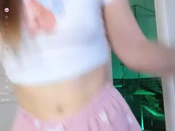 Chaturbate Live Sex of alina_39