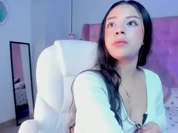 Chaturbate Nude Webcam of blushie_