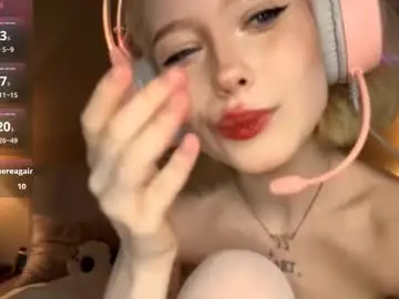 Chaturbate Live Sex Cam of maudhendry
