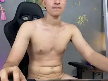 Chaturbate Free Live Porn of noah_magno