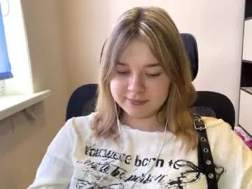 Chaturbate Adult Video Chat of carolindueno