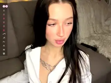 Chaturbate Live Sex Cam of delanakimbral