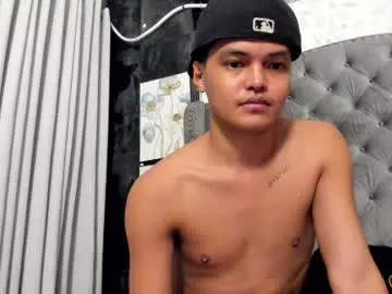 Chaturbate Adult Webcams of asianhugescott