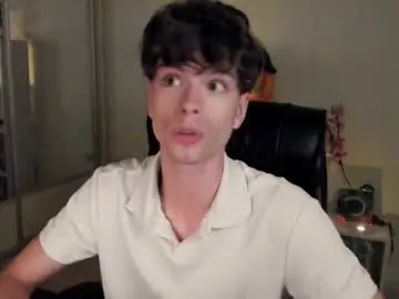 Chaturbate Free Porn Cam of calvin_loves_you