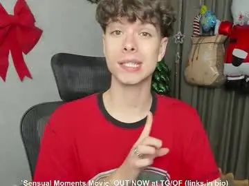 Chaturbate Adult Webcam of calvin_loves_you