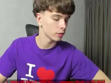 Chaturbate Sex Cam of calvin_loves_you